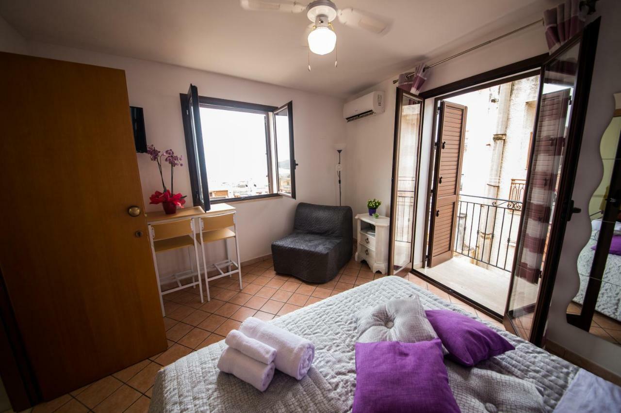 'A Cumerdia - Casa Vacanze カステッランマーレ・デル・ゴルフォ エクステリア 写真