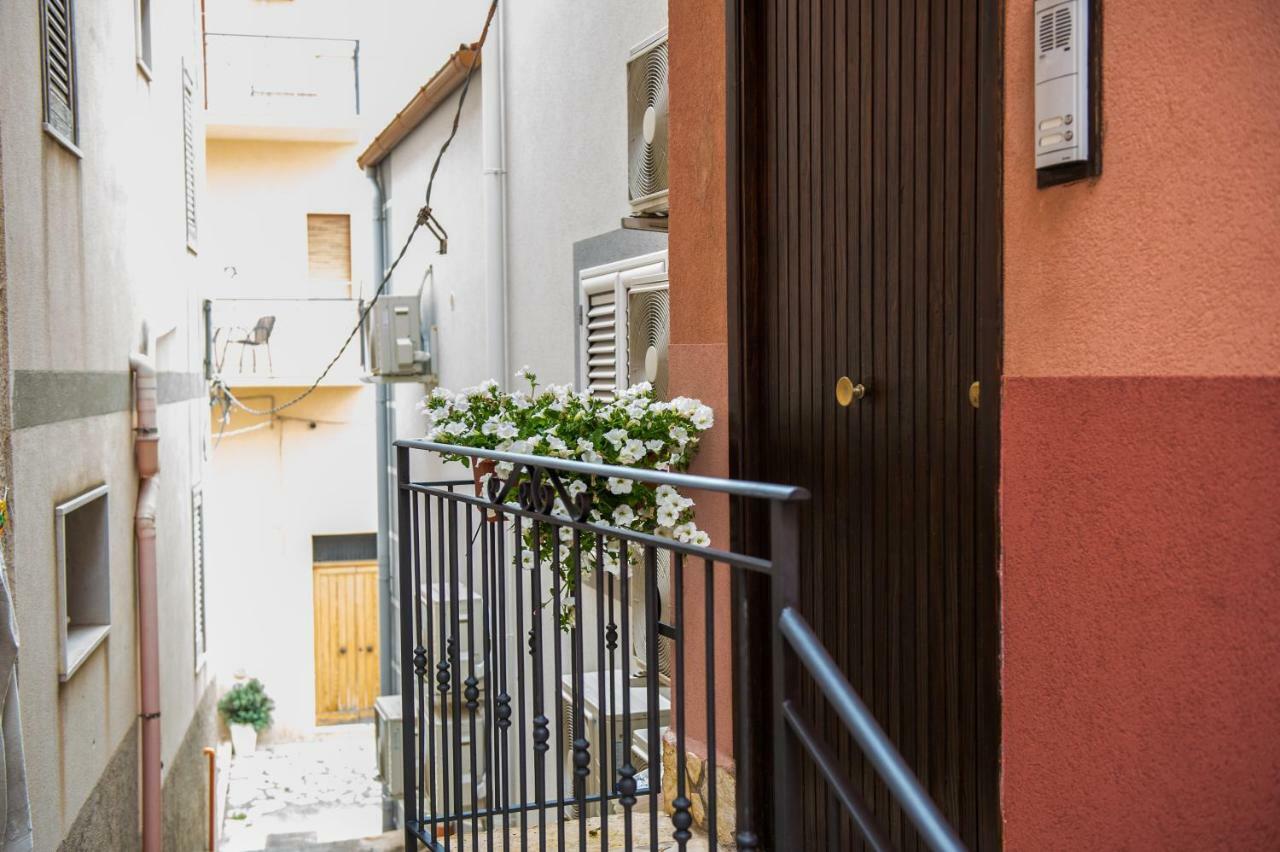 'A Cumerdia - Casa Vacanze カステッランマーレ・デル・ゴルフォ エクステリア 写真